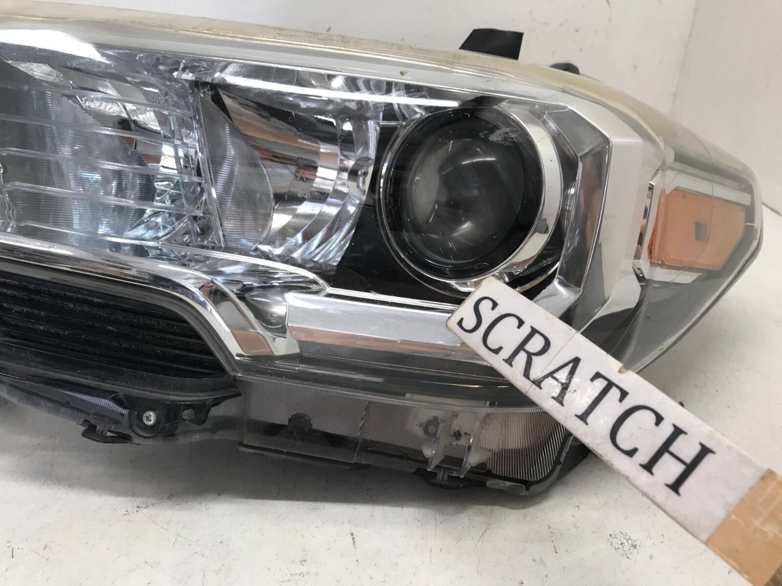 Headlight Damaged Driver LH Toyota Tacoma 2016-2021 8115004250 OEM