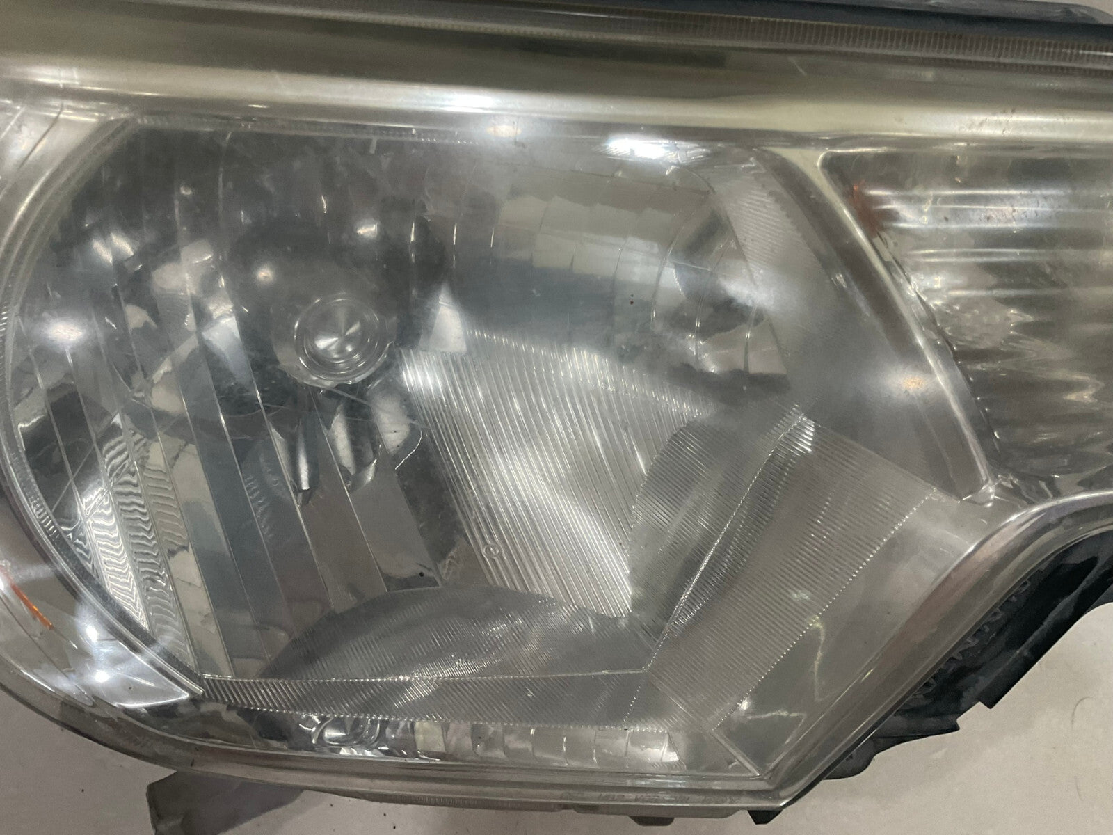 Headlight Damaged Right Passenger RH 2012-2014 Toyota Camry SAHR15PP2Y2+09 OEM