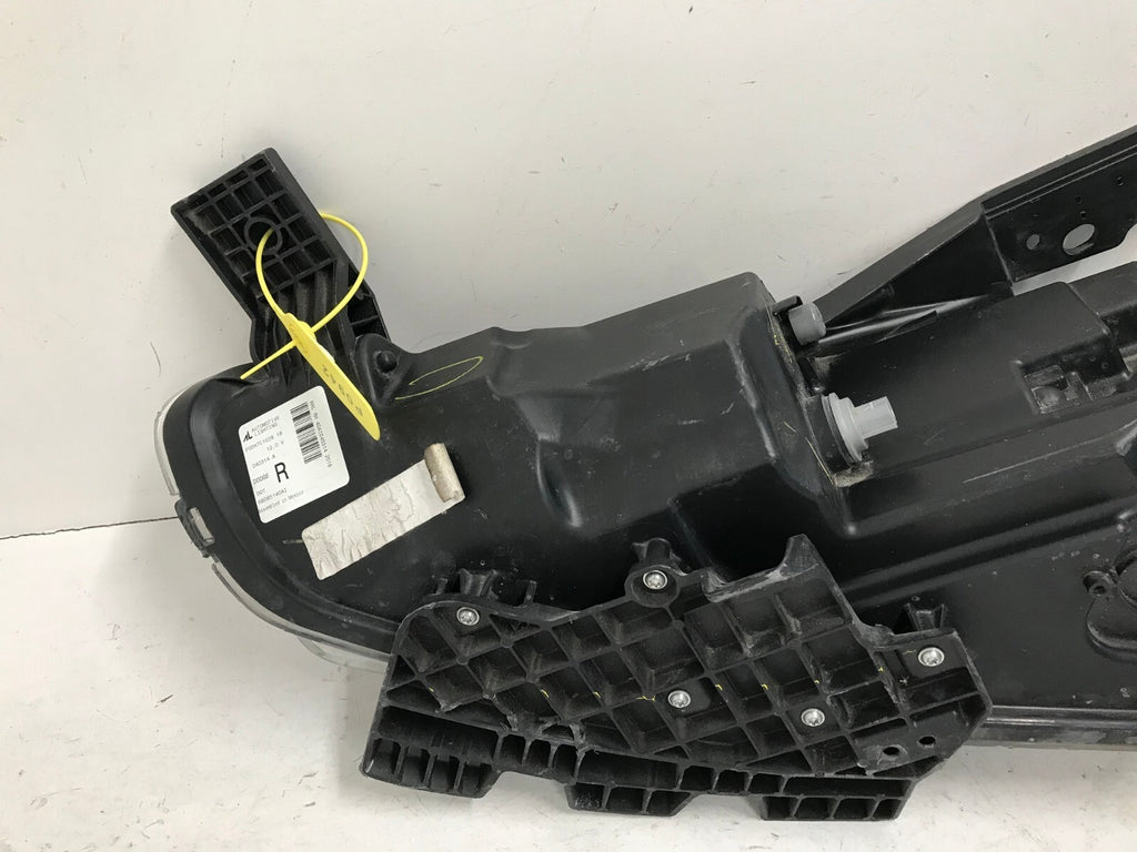 Headlight Damaged Right passenger RH 2013-2016 Dodge Dart 68085140AI OEM