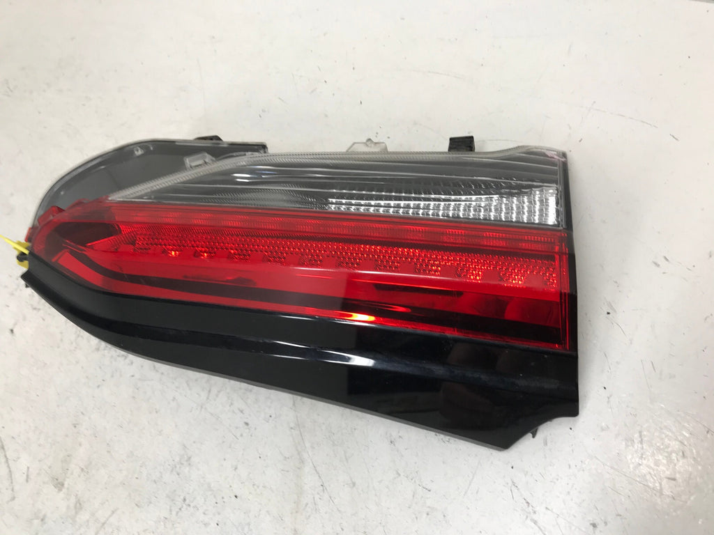 Tail light Damaged LH Driver 2019 2020 2021 Toyota RAV4 81590-42120 OEM