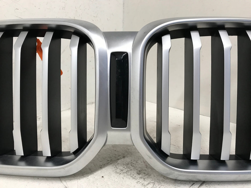 Grille Grill BMW X3 X4 G01 G02 2022-2023 51137931236 OEM
