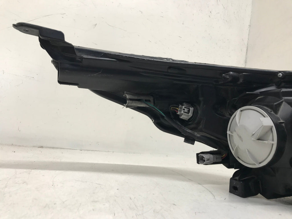 Headlight Left LH Driver Toyota Highlander 2017-2019 81150-0E390 OEM