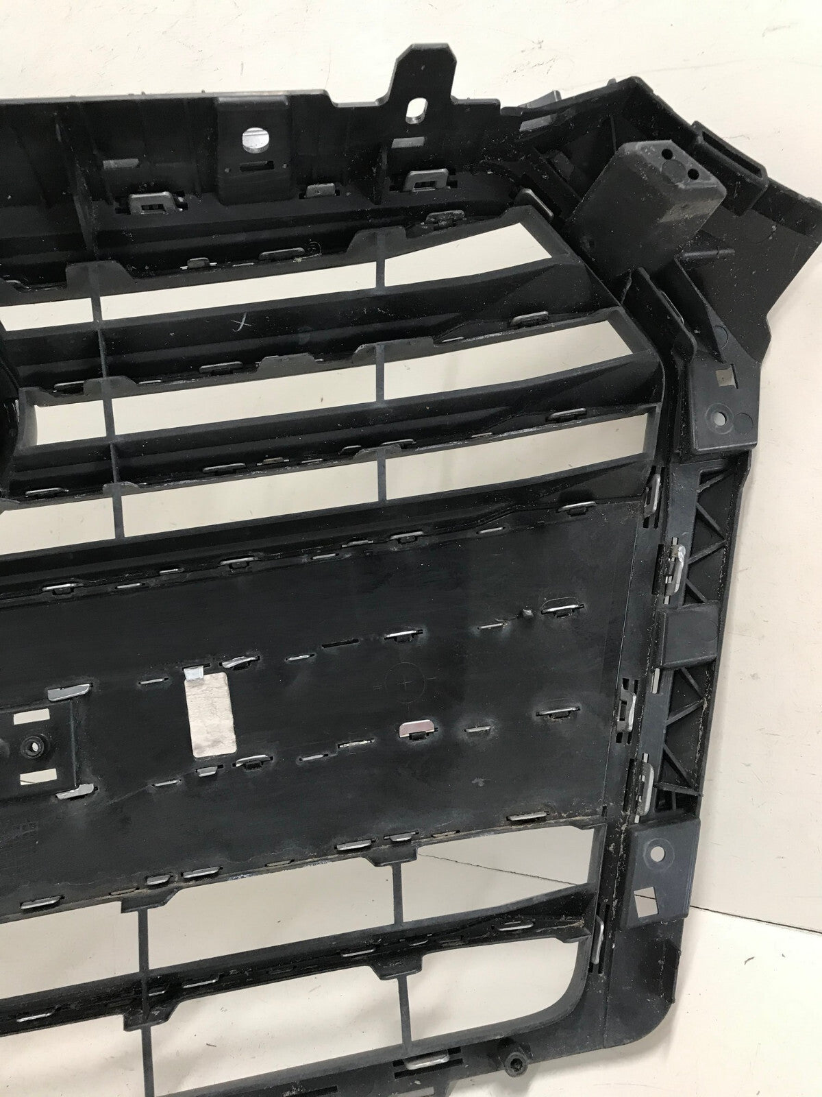 Grille Grill 2018 2019 Audi A4 Sedan 8W0-853-651 OEM