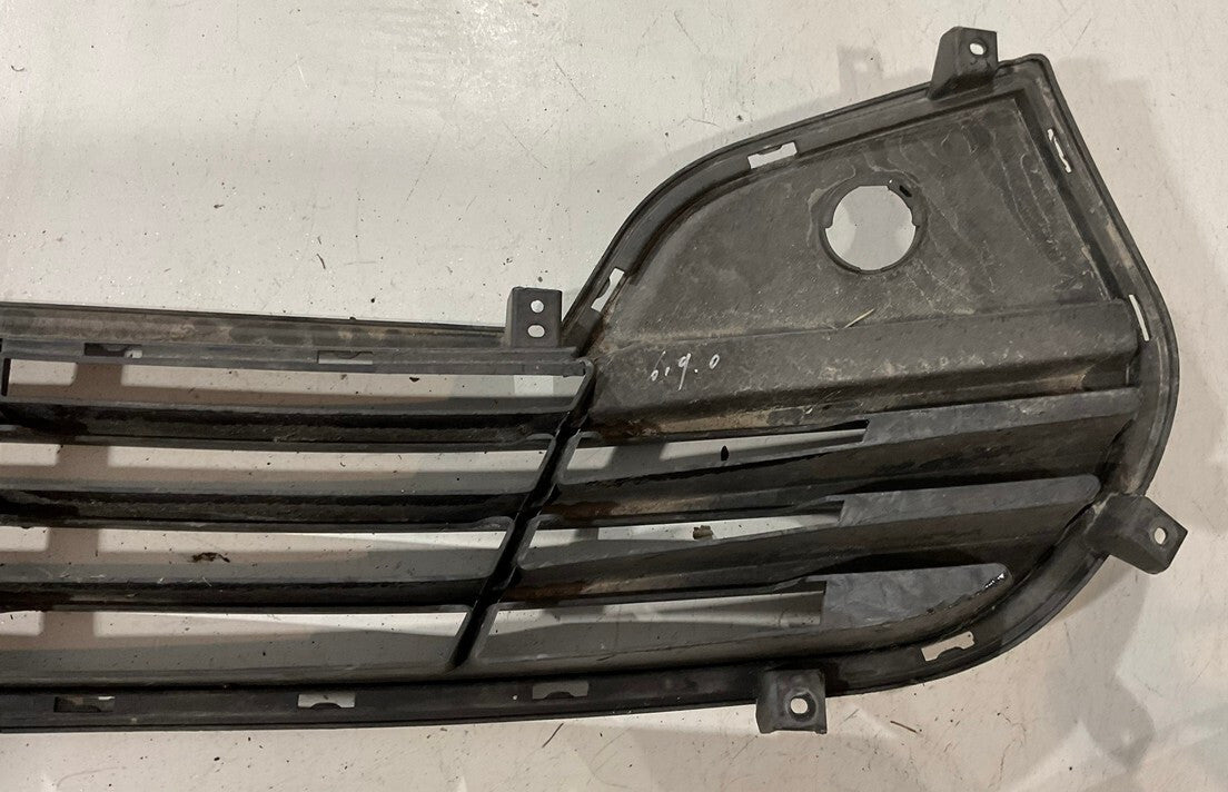 Grill Grille Black 2012-2017 Hyundai Veloster 86560-2V000 OEM