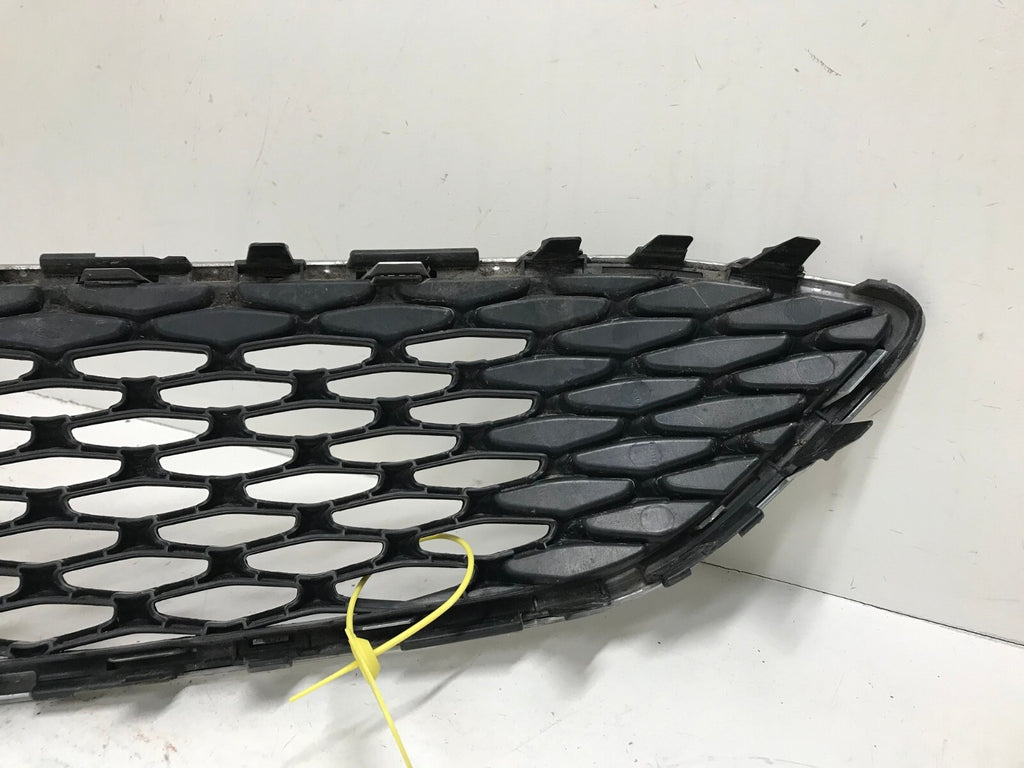 Grill Grille 2015 2016 2017 2018 Ford Focus F1EB-8200-BAW OEM