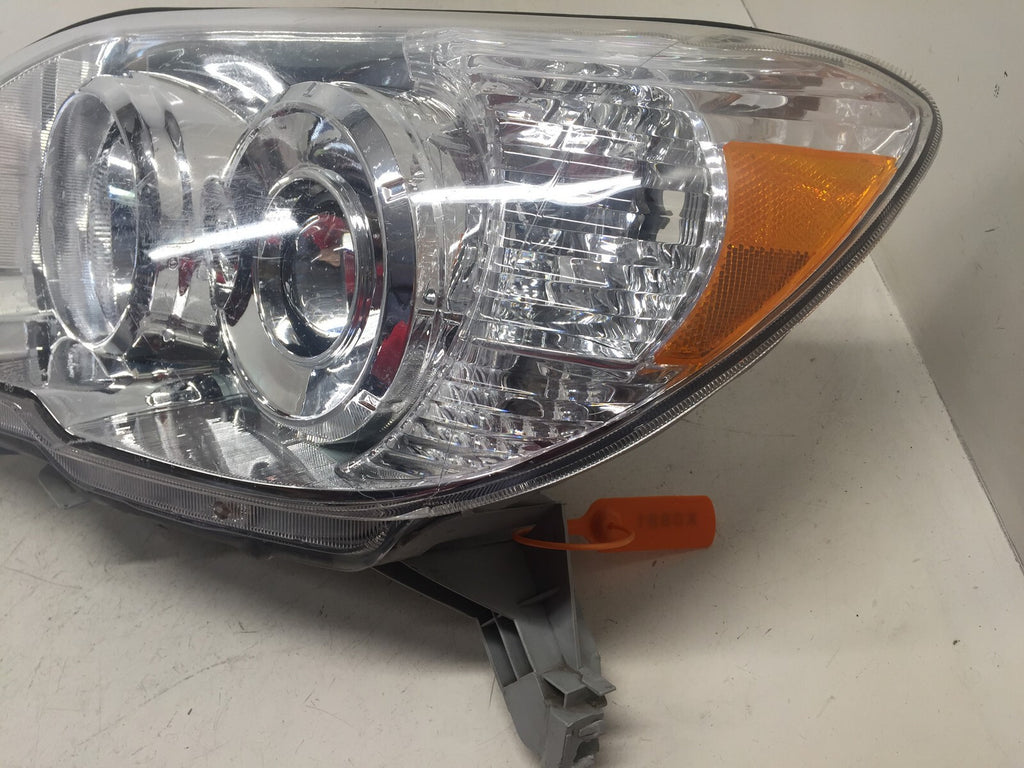 Headlight Damaged Driver Left LH Toyota 4Runner Limited/SR5 06-09 CAPA