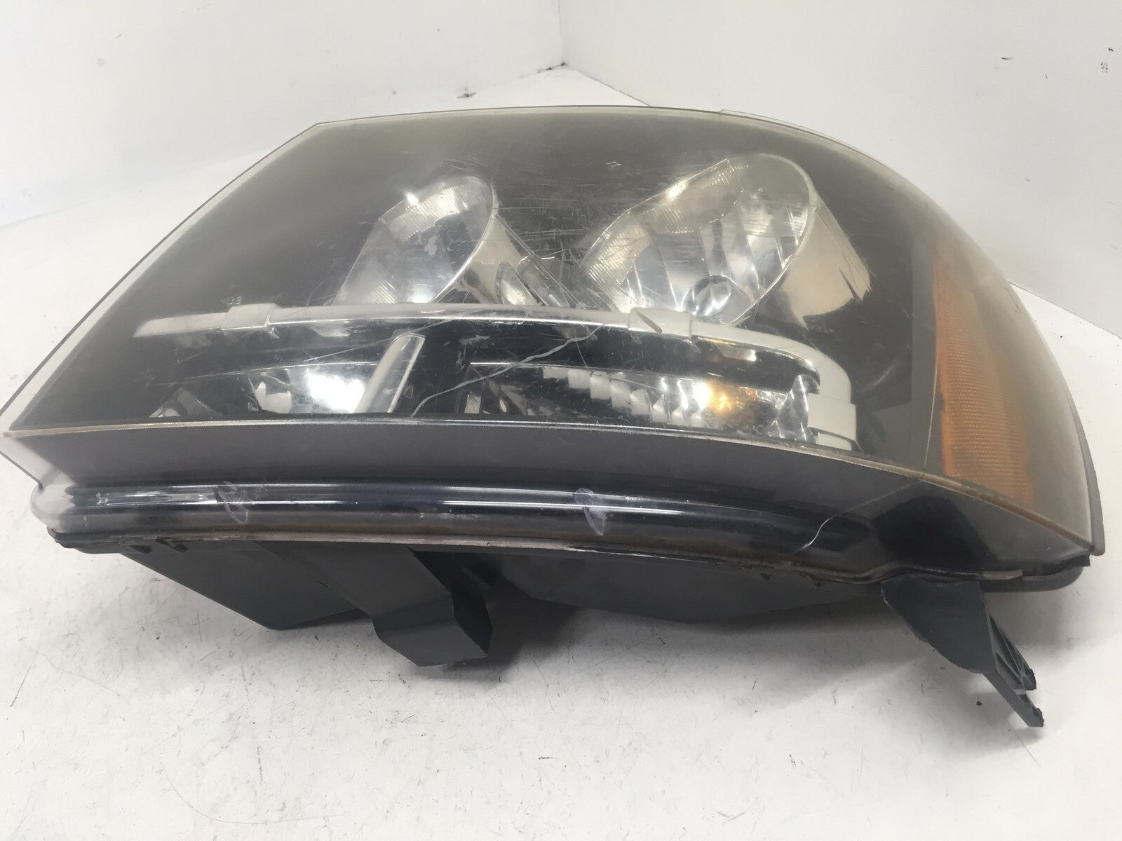 Headlight Damaged Headlamp LH Driver Chevy Tahoe Suburban Avalanche 07-2014 CAPA