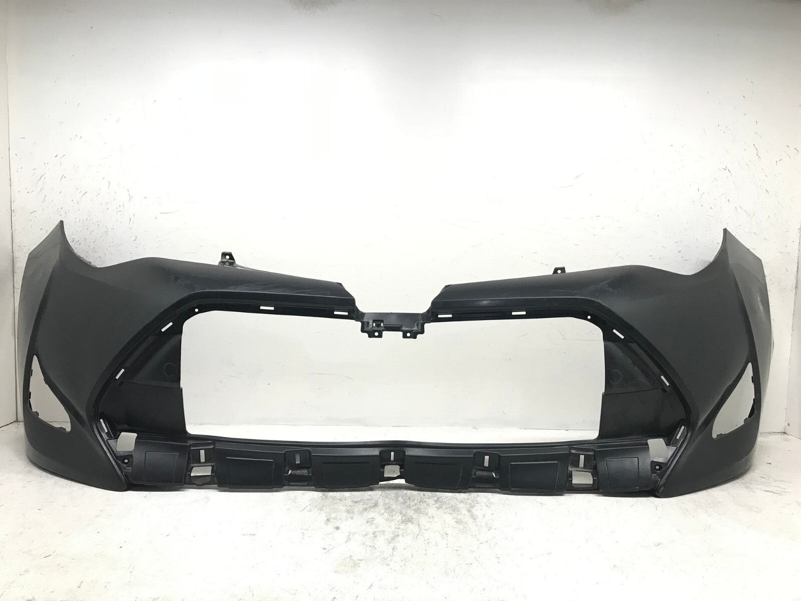Front Bumper Cover Black Toyota Corolla L LE LE Eco XLE 17 2018 52119-02L40 OEM