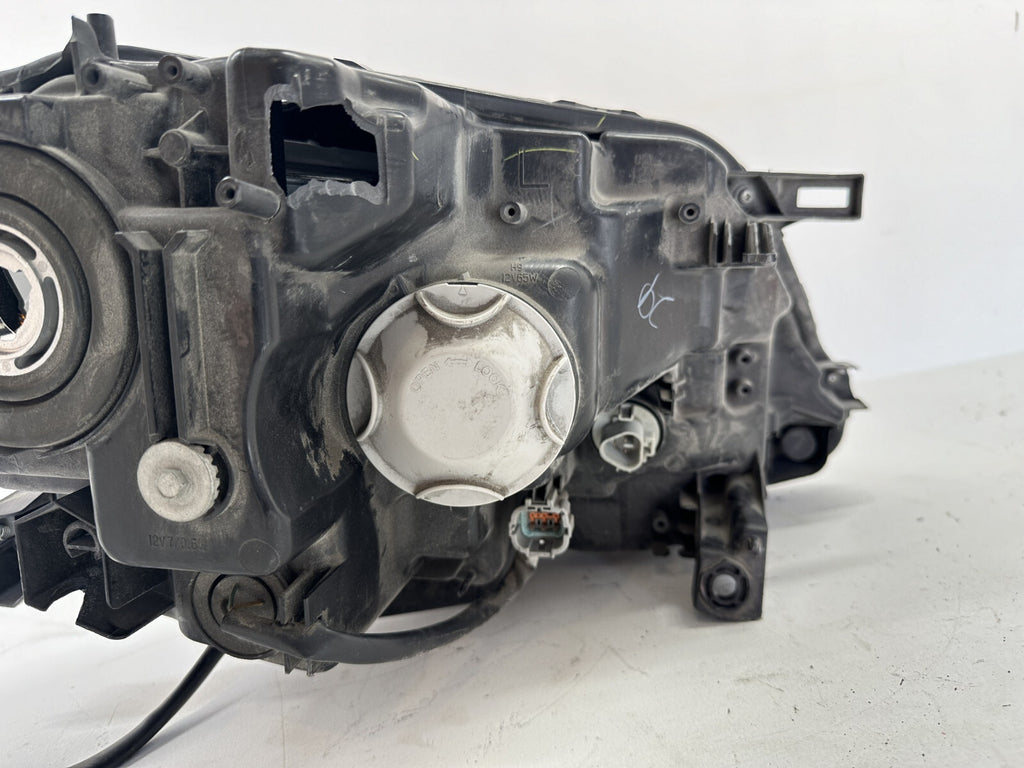 Headlight Damaged Driver LH 2014-2016 Nissan Rogue 26060-5HA0A, 260604BA0A OEM