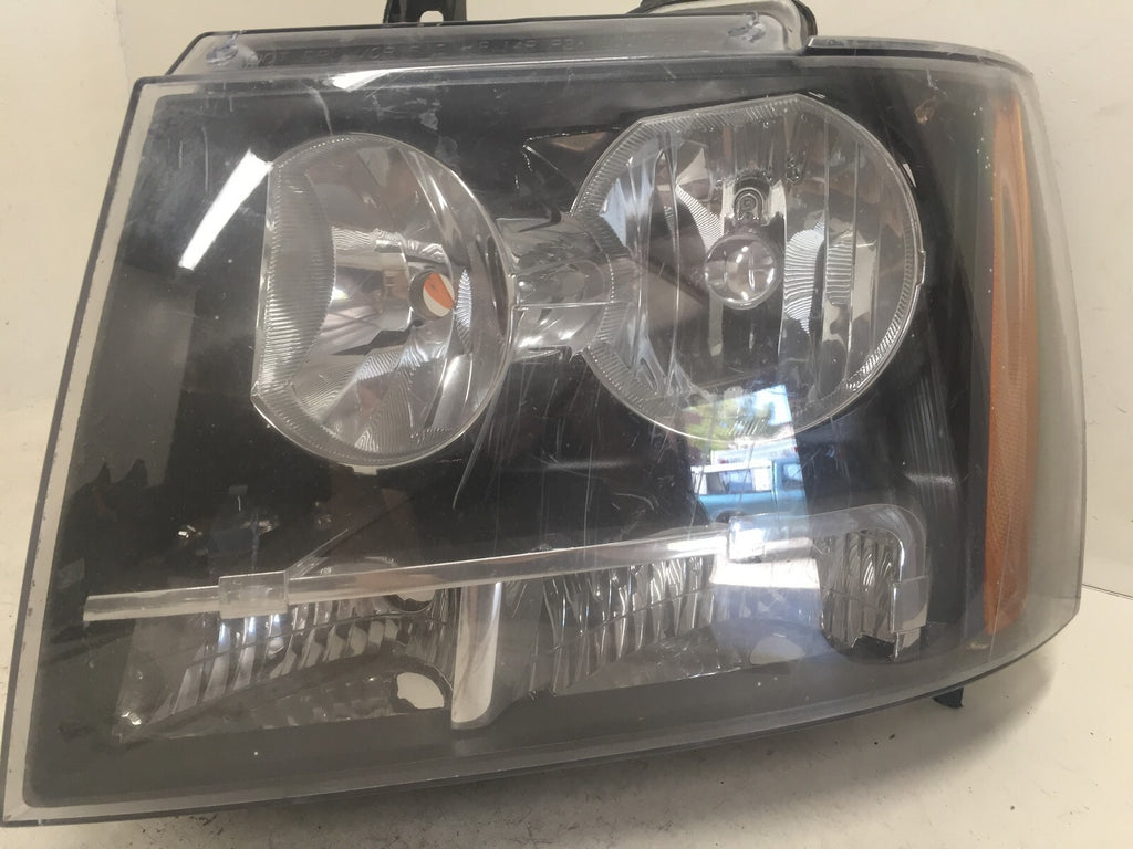 Headlight Damaged Driver LH Chevy Suburban Tahoe Avalanche 07-2014 20760578 OEM