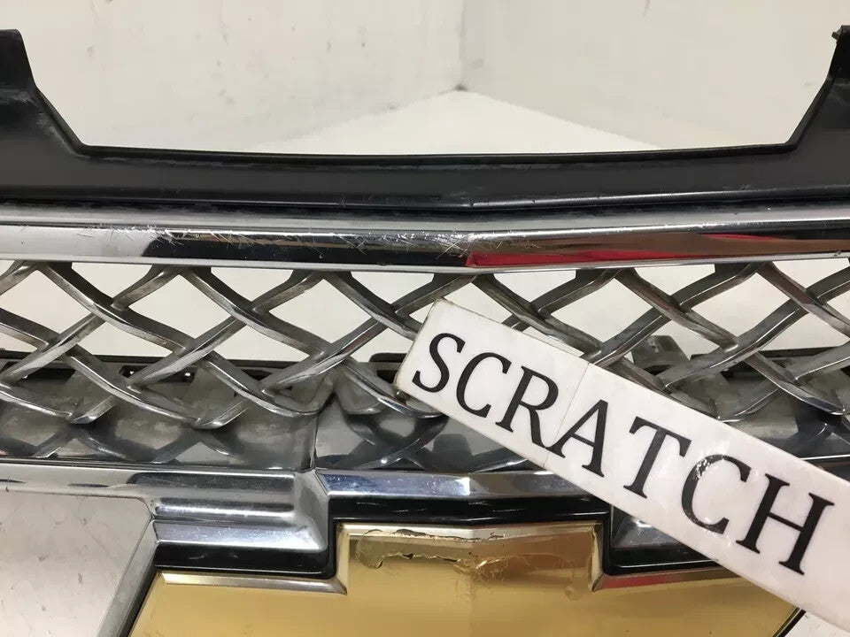 Upper Grille Grill Chevrolet GM Suburban 1500 07 08 15208000 Original