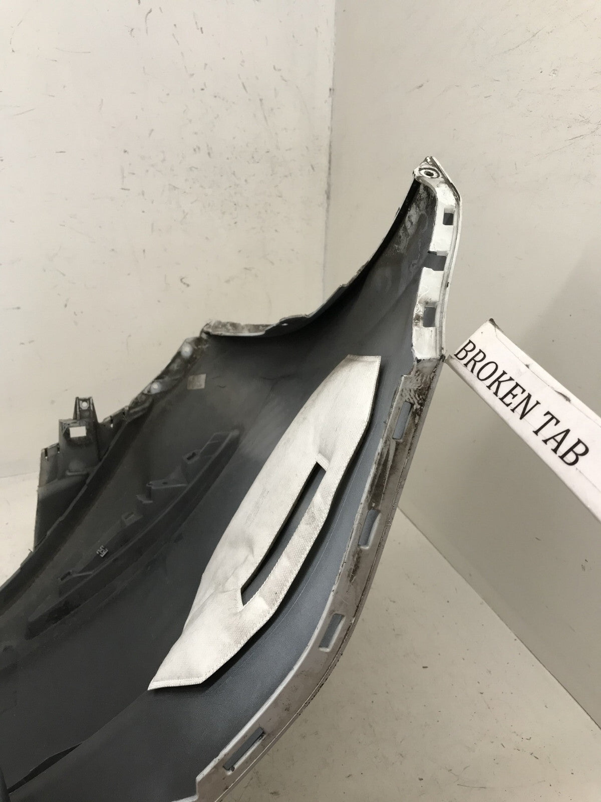 Rear Bumper Cover Volkswagen Golf/GTI 2015 2016 2017 5GM807417GRU OEM