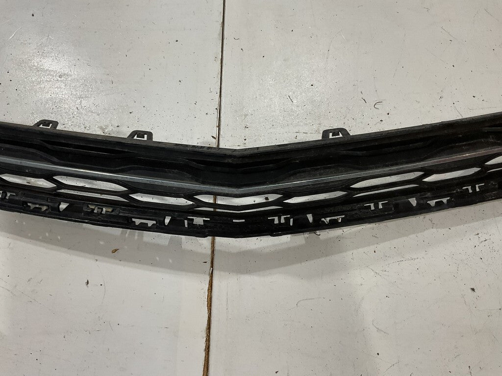 Grill Grille Black/Missing Trim 2016-2018 Chevy Chevrolet Malibu 16-871B OEM