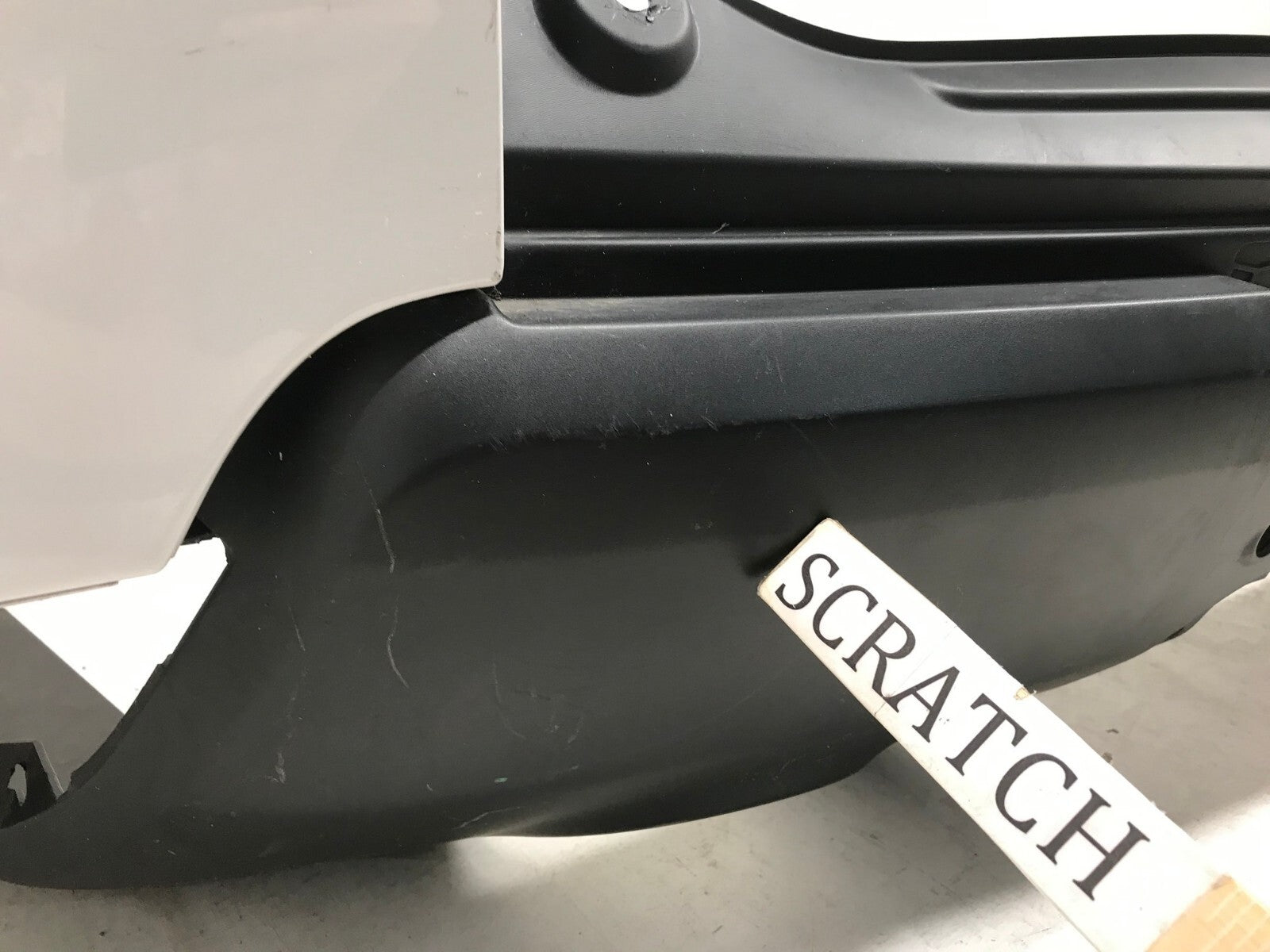 Rear Bumper LOCAL Land Range Rover Sport White 2014-2016 DK62-17926-AAW OEM
