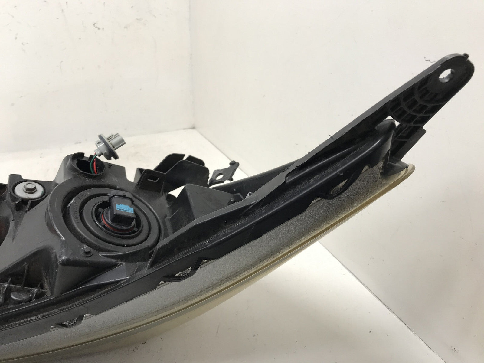 Headlight Damaged Left Driver LH Honda Accord Sedan 2013-2015 33100T2AA01 OEM