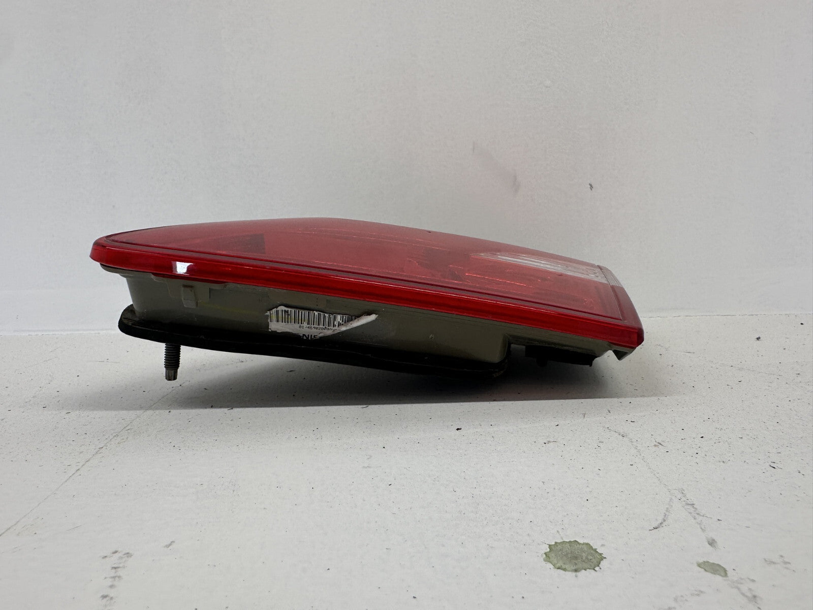 Tail light Damaged Right Passenger RH 16-19 Nissan Sentra 265503YU5A OEM