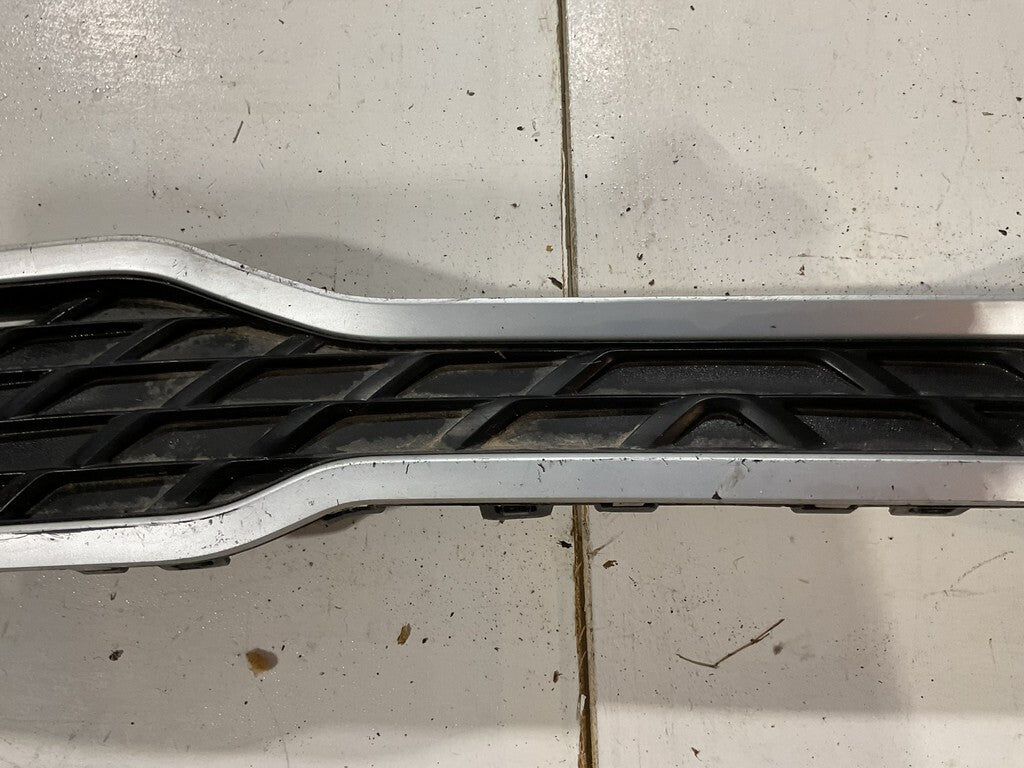 Grill Grille Black/Silver Trim 2018 2019 2020 Kia Rio 86351-H9000 OEM