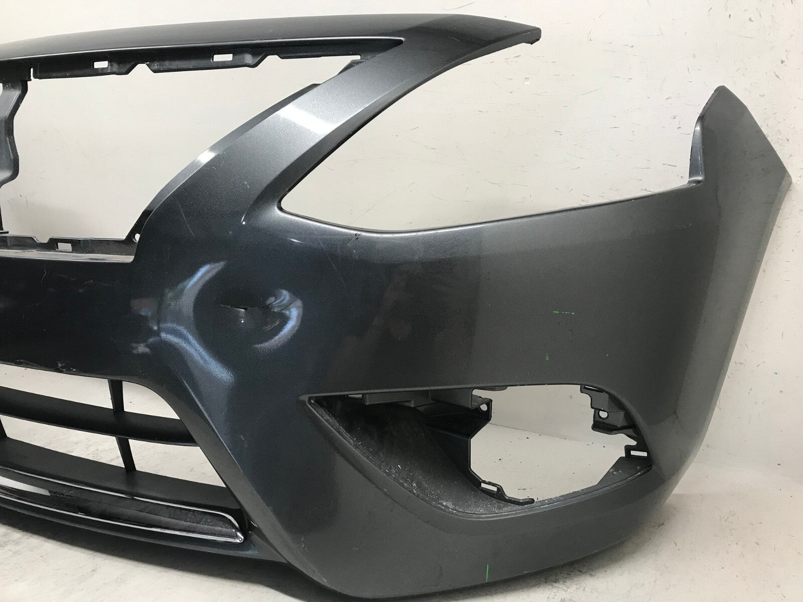 Front Bumper Cover Gray 2015-2019 Nissan Versa CAPA