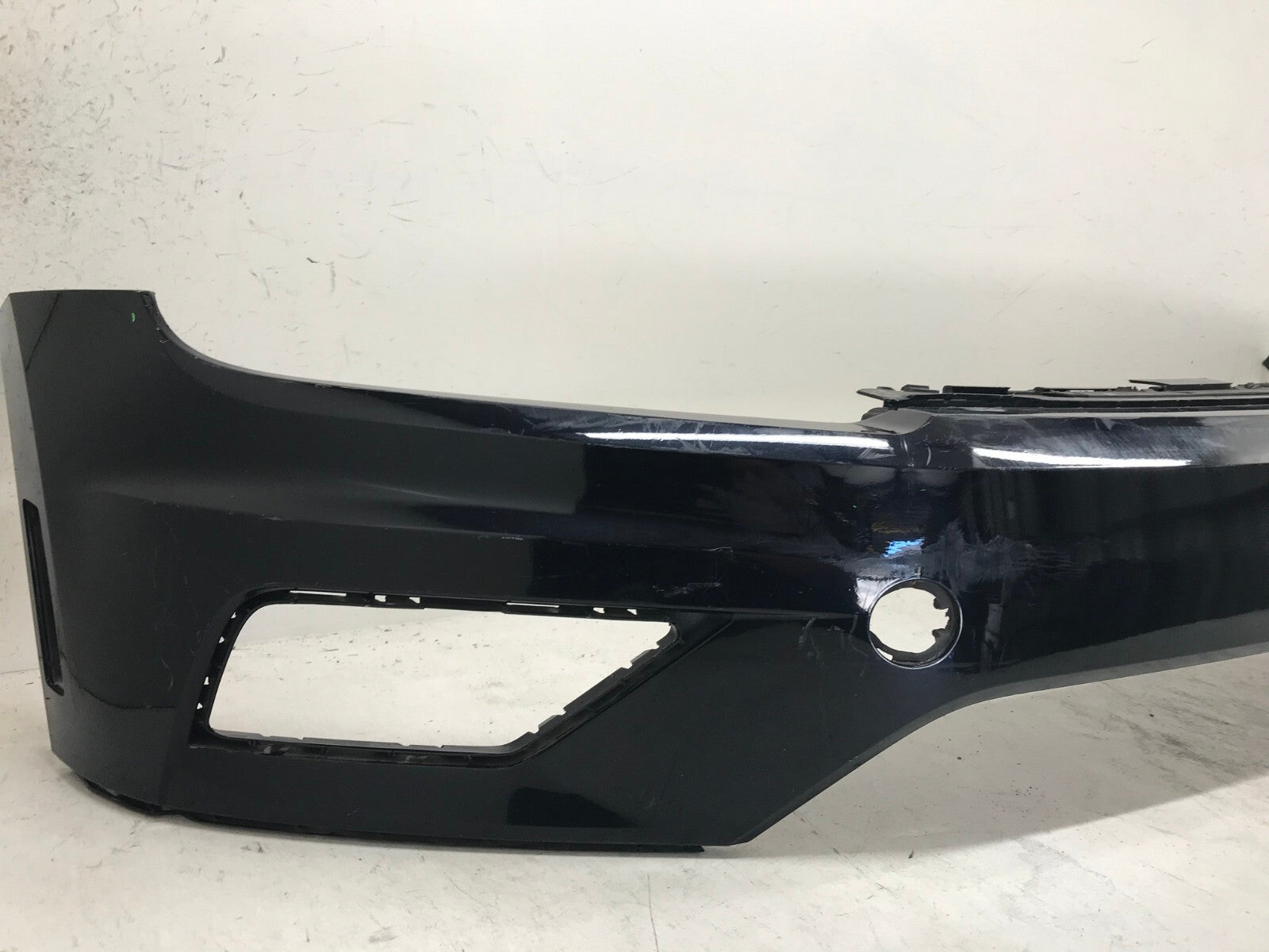 Front Upper Bumper Cover Black Volkswagen Tiguan S/SE/SEL/Pr 18 19 5NN807221 OEM