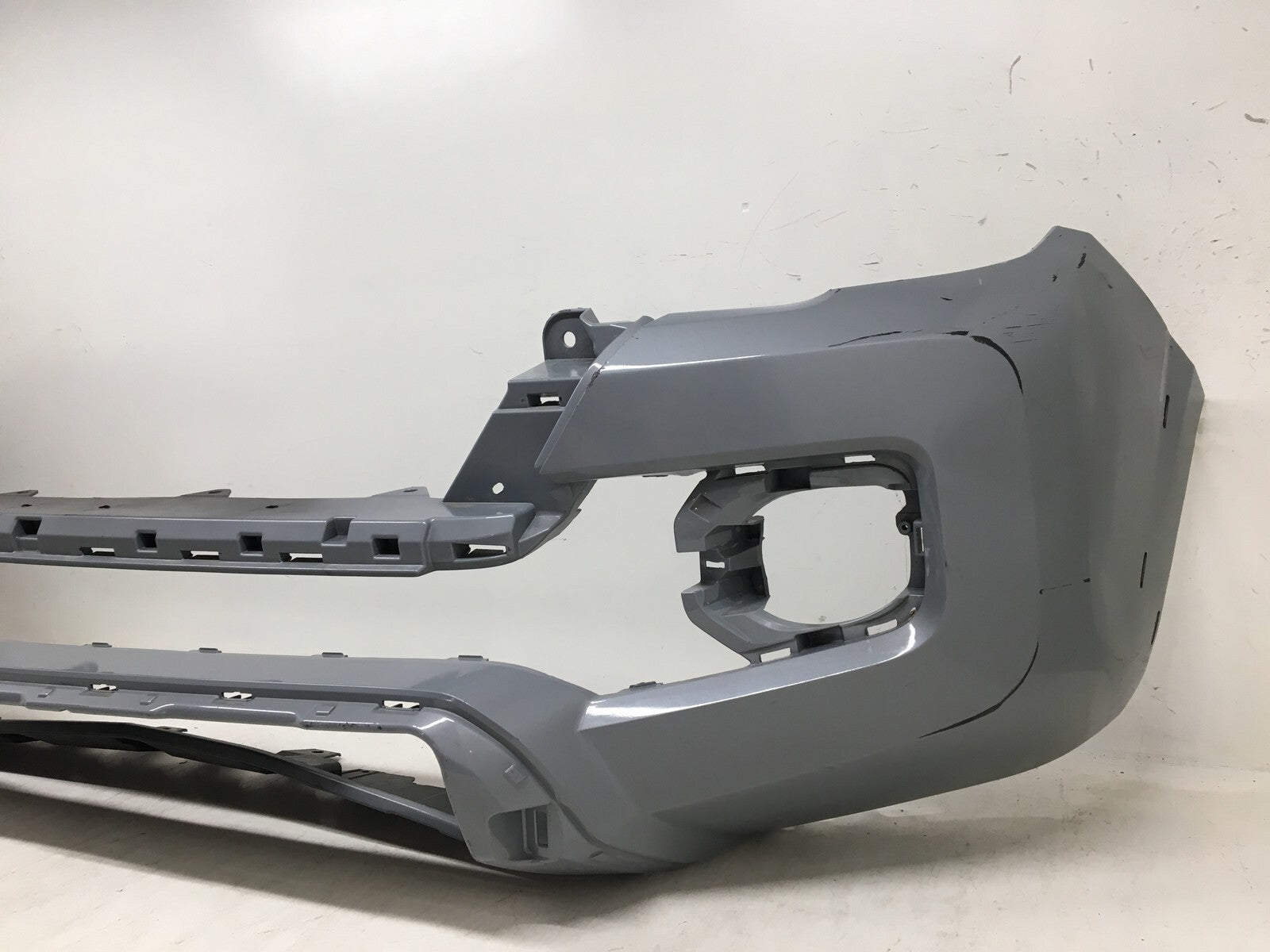 Front Bumper Cover Toyota Tacoma SR SR5 Lited w/Wheel Flare Holes 16-18 OEM2