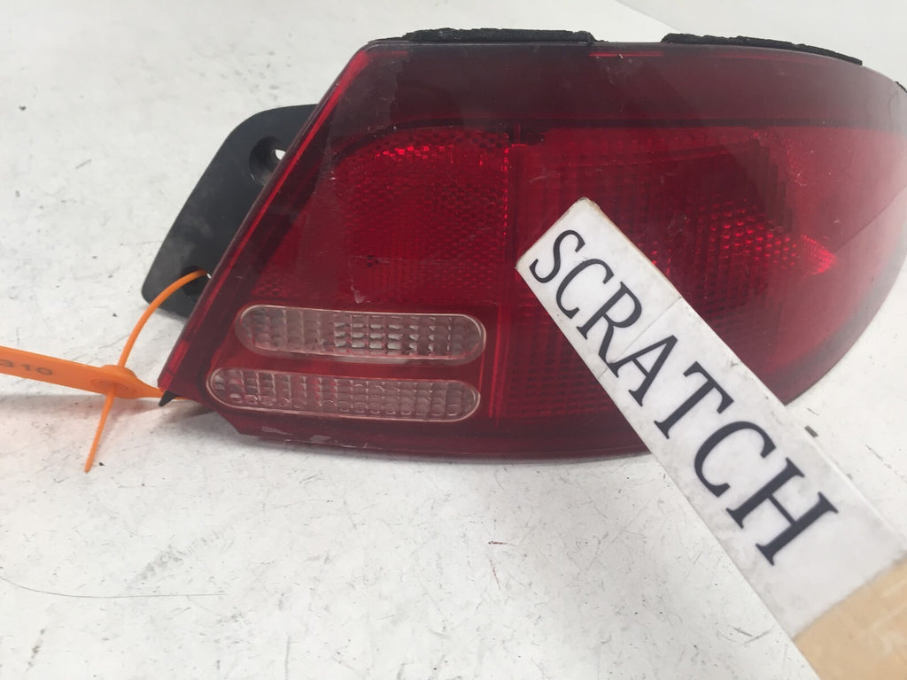 Tail light Damaged Left Driver LH Mercury Tracer Sedan 99-02 F8CB-13B504-CA OEM