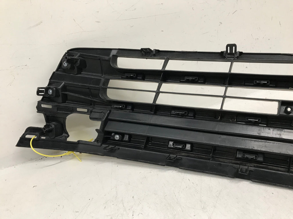 Grill Grille 2017-19 Toyota Highlander Suv 53112-0E180 OEM