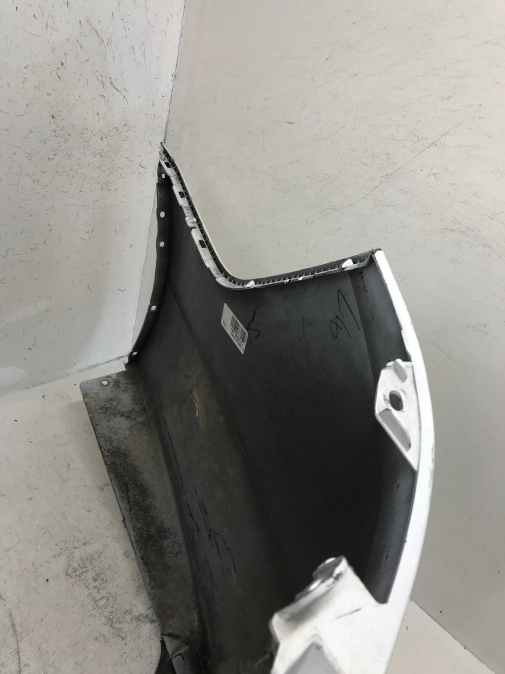 Rear Bumper Cover White Hyundai Sonata Limited 2.0T SE ECO Sport 15 -2017 OEM