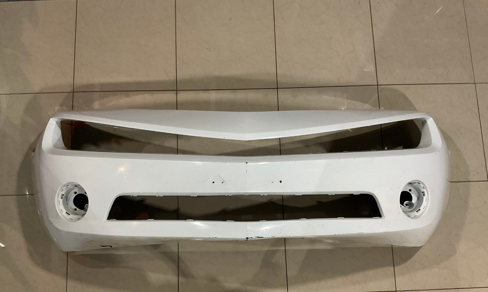 Front Bumper Cover White 2010-13 Chevrolet Camaro OEM