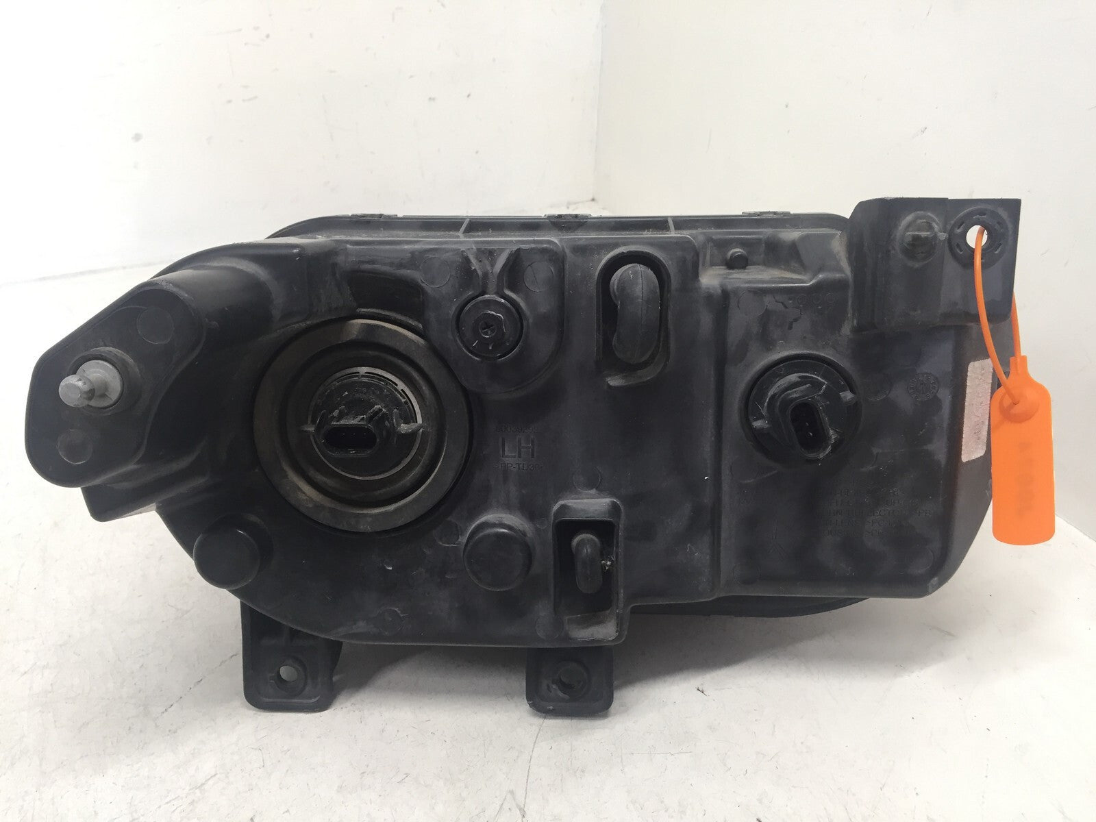 Headlight Damaged LH  Dodge Challenger 2008 2009 2010 2011 2012 2013 2014 OEM