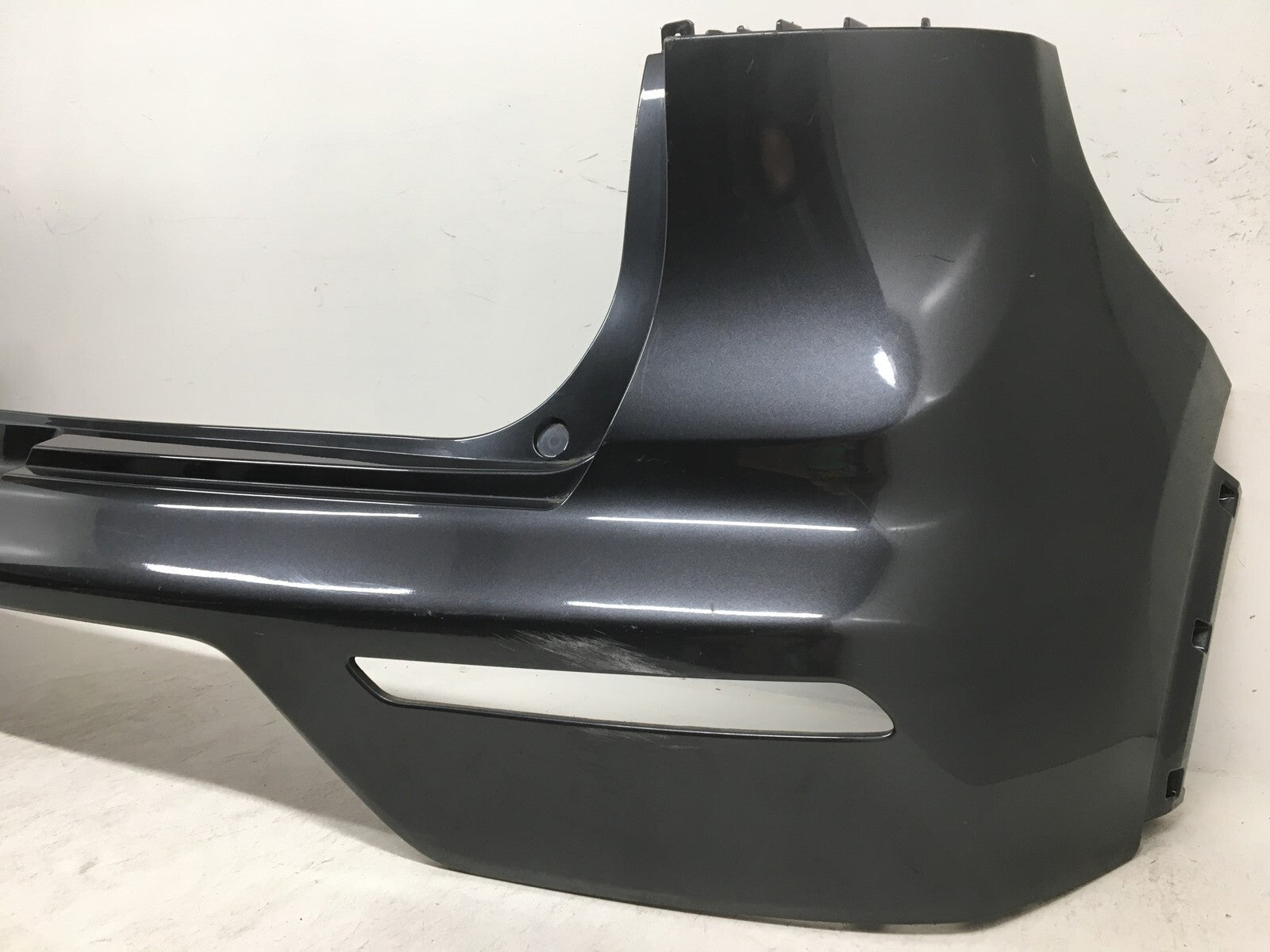 Rear Upper Bumper Cover Kia Niro EX LX FE Touring Plug In Hybrid 2017-2019 OEM