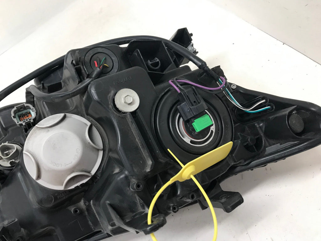 Headlight Damaged Left Driver LH Nissan Rogue 2014-2016 260604BA2A OEM