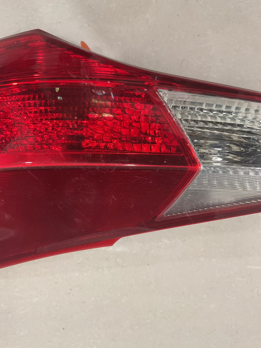 Tail light Damaged Right Passenger RH 2013 - 2015 Toyota RAV4 CAPA