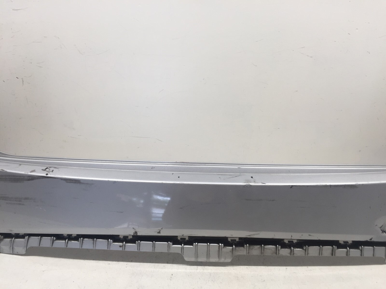 Rear Upper Bumper Cover Hyundai Tucson GL GLS Limited SE 10-2015 86611-2S000 OEM