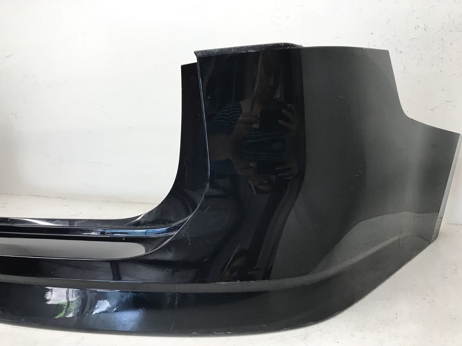 Rear Bumper Cover Volkswagen Atlas S/SE/SEL/SEL Premium/SEL/Launch Edt 18 19 OEM