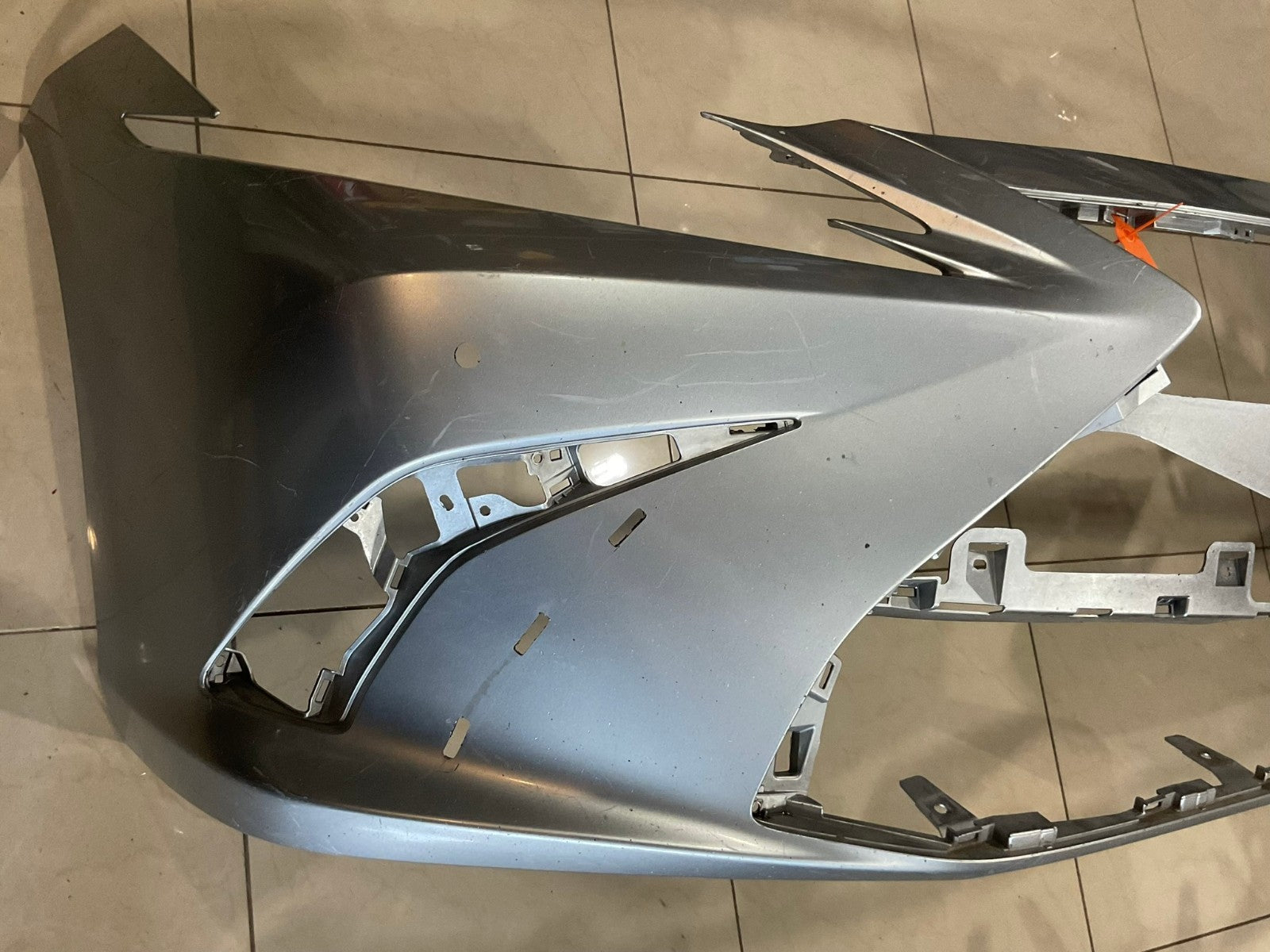 Front Bumper Cover Silver 2019 2020 Lexus Es350 Base Model 52119+06j00 OEM