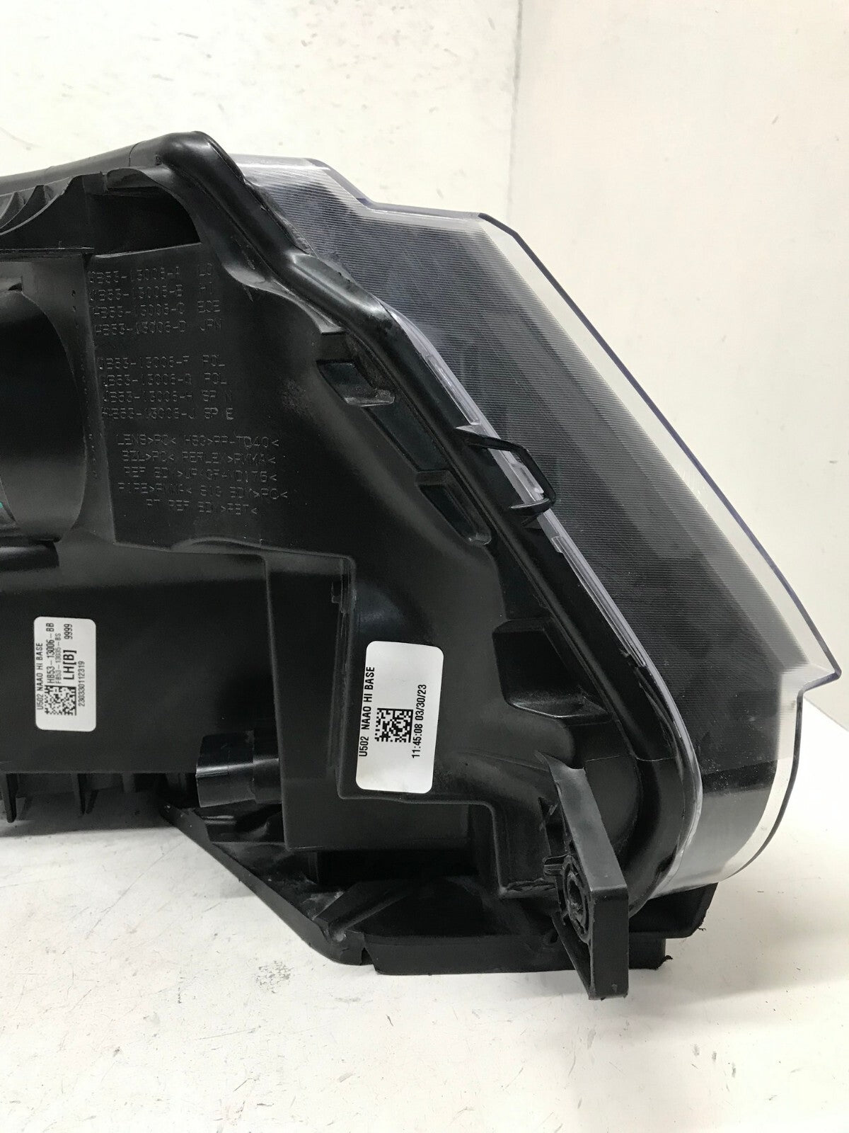 Headlight Damaged Driver LH Left 2018-2019 Ford Explorer HB53-13006-BB OEM