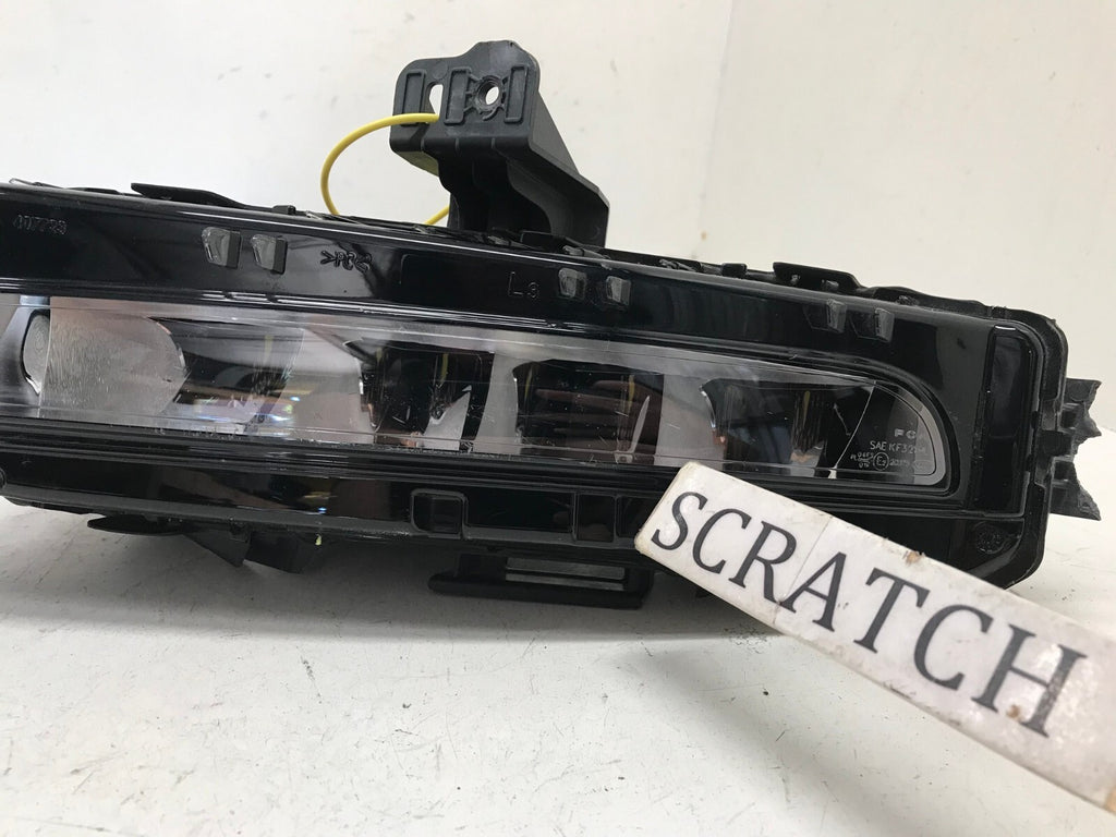 Fog light Damaged LH Driver  Jeep Grand Cherokee 2022 68465141AC OEM