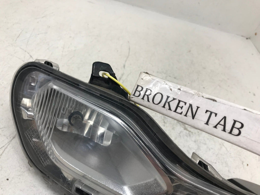 Fog light Damaged Passenger RH Right 2013-2016 Ford Escape CJ54-13B220-AG OEM