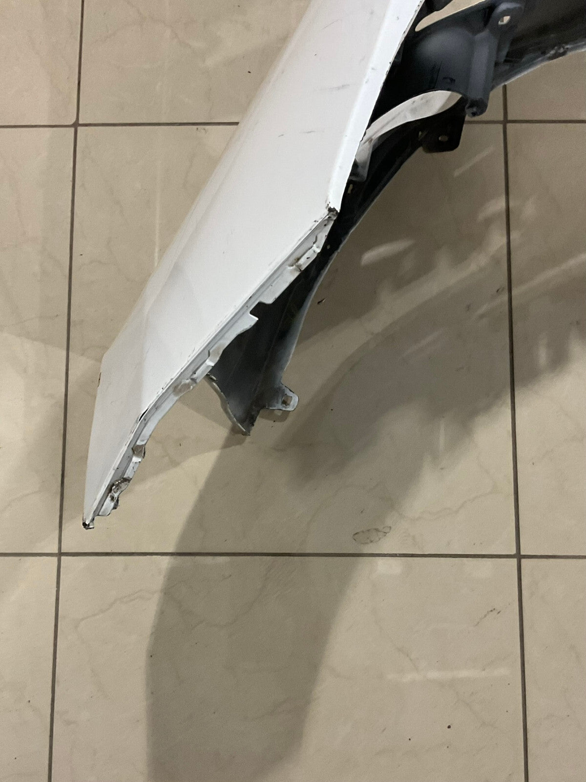 Front Bumper Cover White Toyota Camry SE XSE 2018 2019 52119-06e20 OEM