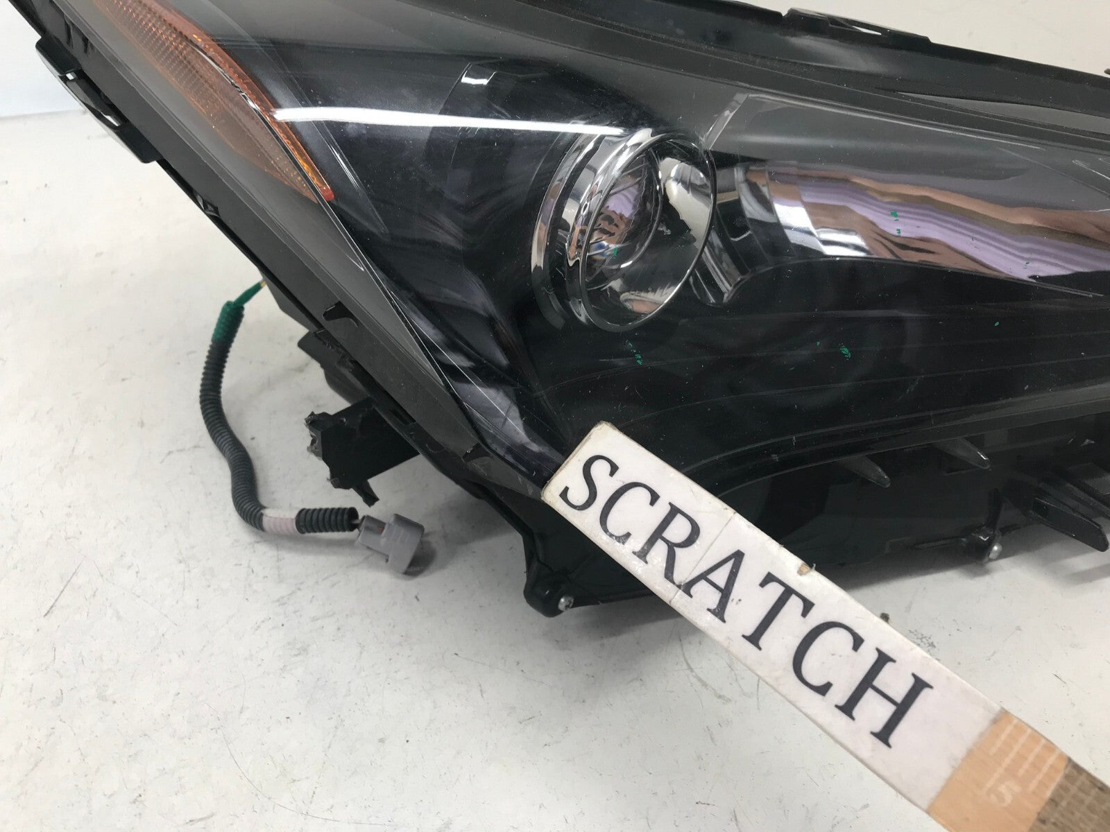 Headlight Damaged passenger RH 2015-2017 Lexus NX200T NX300H 81145-78060 OEM