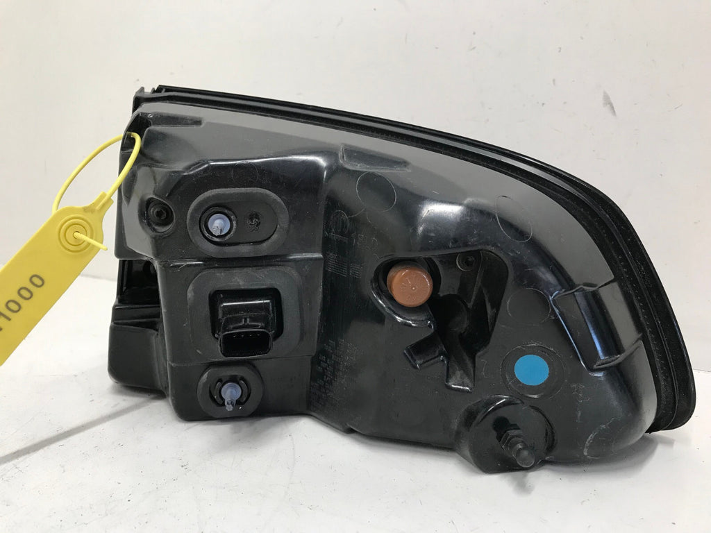 Tail light Damaged Left Driver LH Dodge Charger 2015-2016 68213145AD OEM