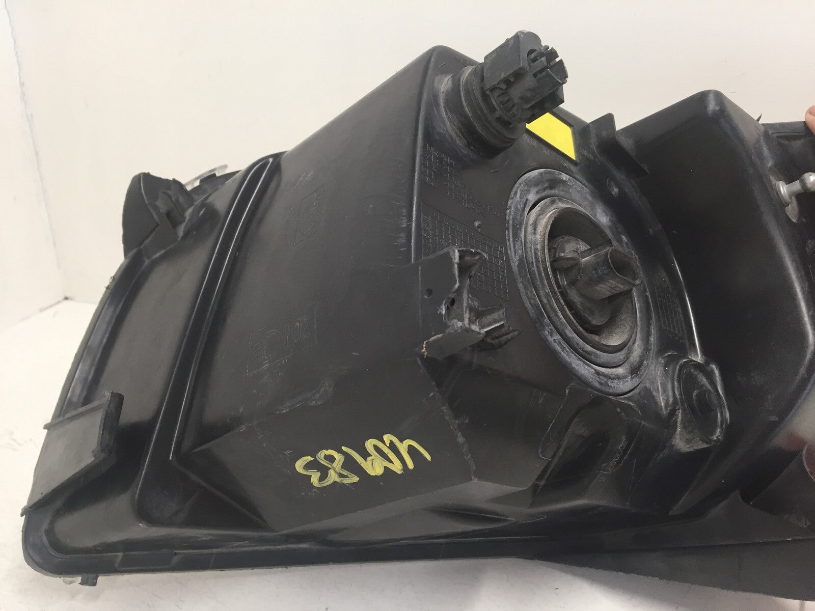 Headlight Damaged Passenger RH Dodge Caliber 2007-2012 5303739AE/51128C OEM