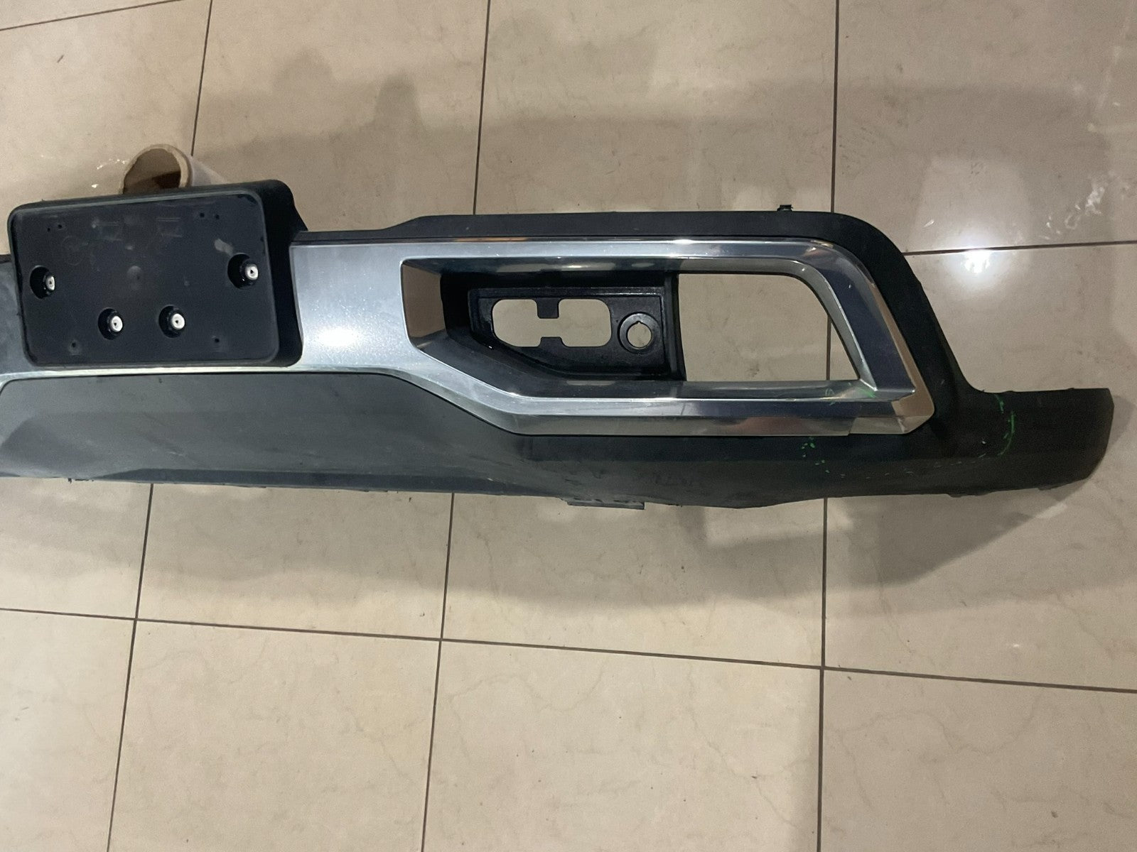 Front Lower Bumper Cover Valance Silver 2019-2021 GMC Sierra 1500 812801468 OEM