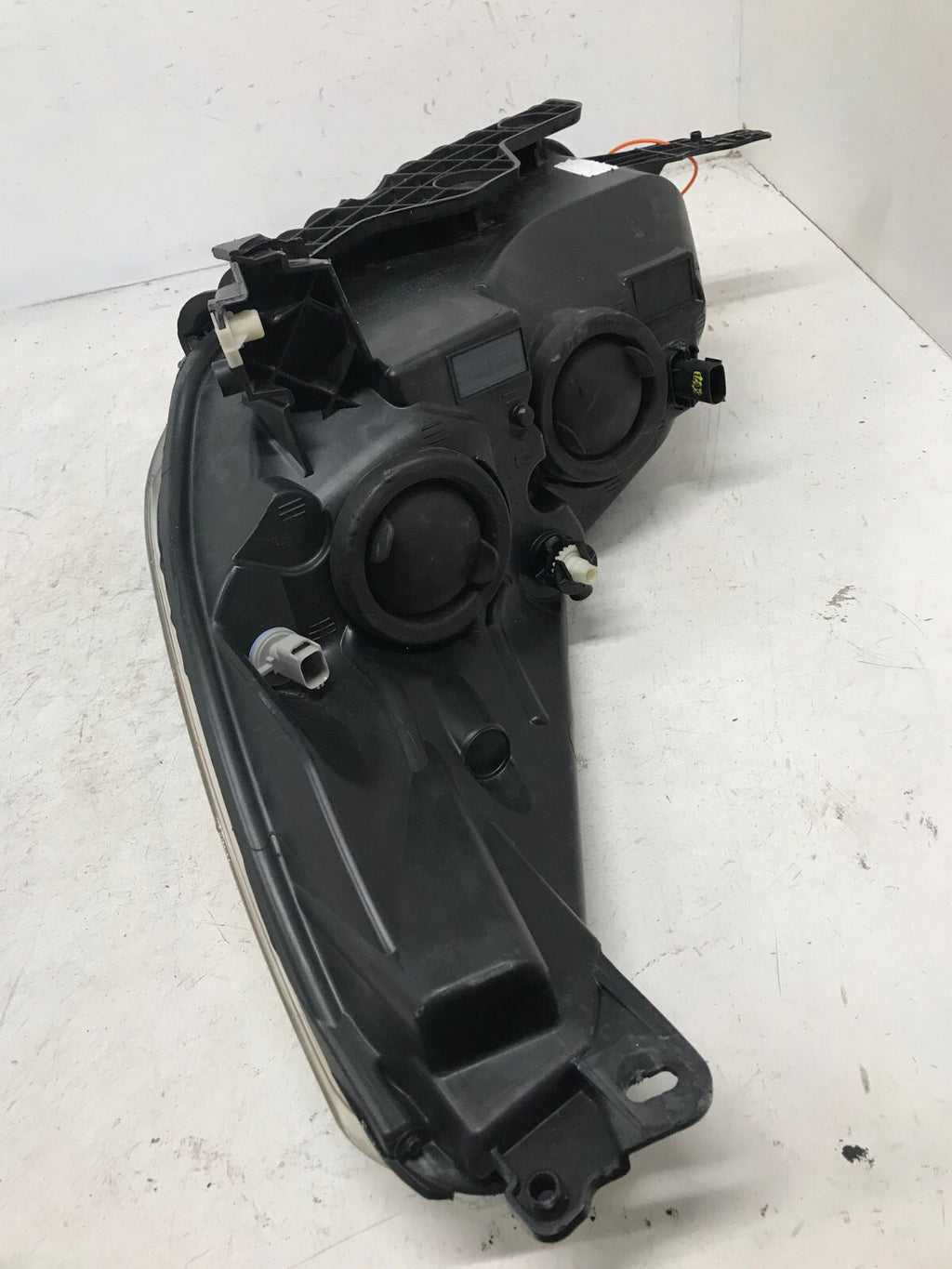Headlight Damaged Right passenger RH Ford Escape 2013-2016 R 44ZH-2090-A OEM