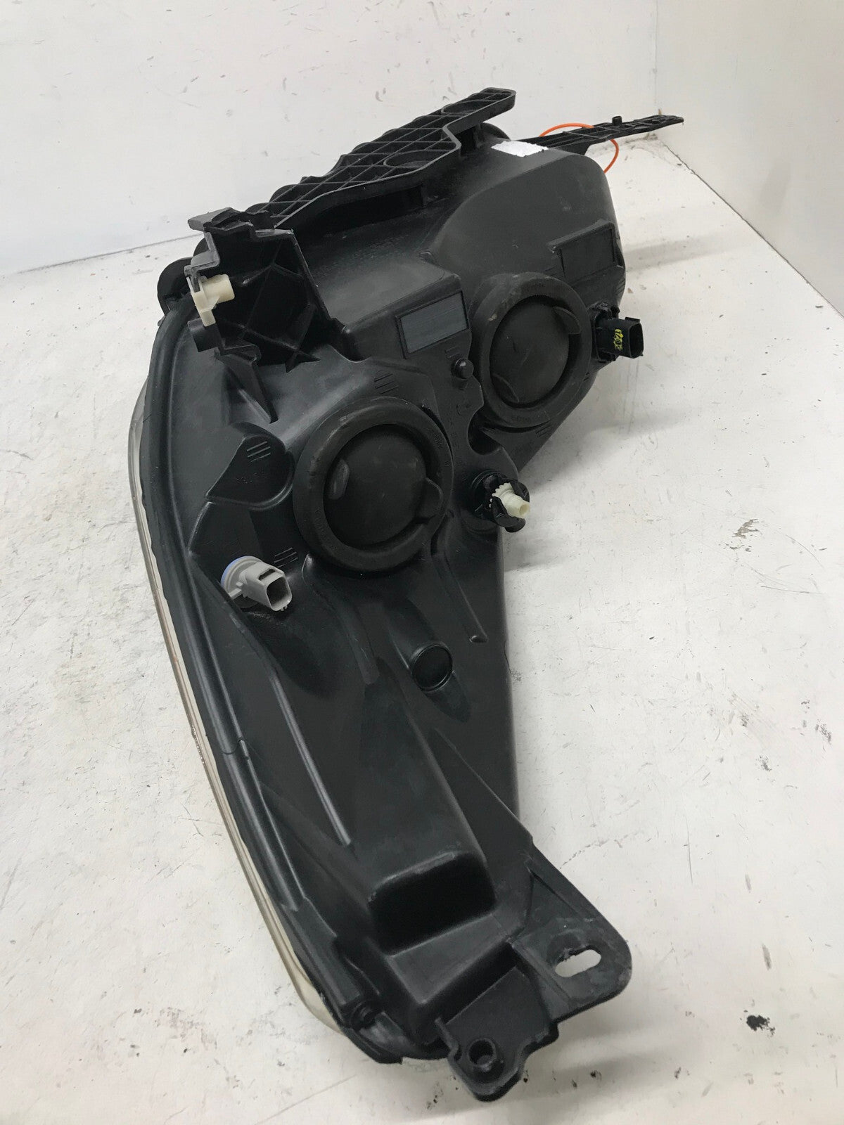 Headlight Damaged Right passenger RH Ford Escape 2013-2016 R 44ZH-2090-A OEM