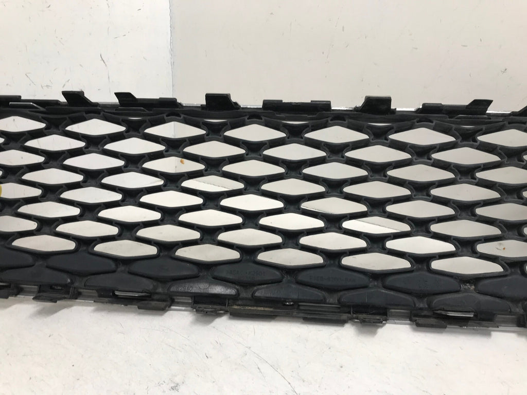 Grille Grill 2015 2016 2017 2018 Ford Focus F1EB-8200-BAW OEM
