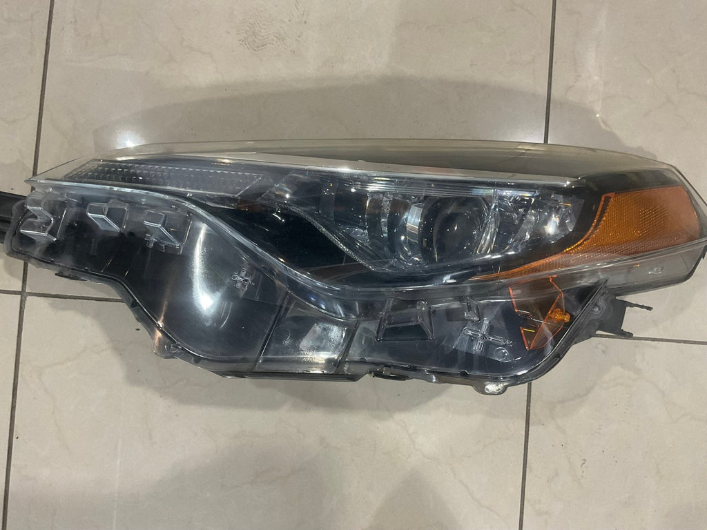 Headlight Left LH Driver 2017 2019 Toyota Corolla SE XLE XSE CAPA