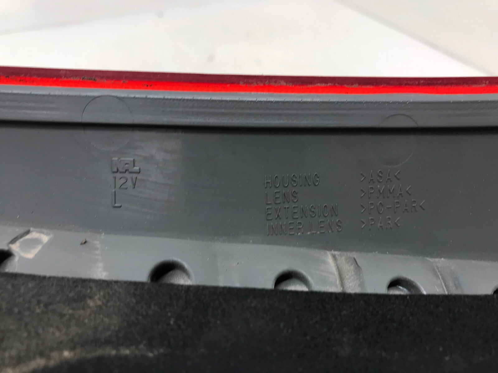 Tail light Damaged Driver LH Toyota Sienna 2011 2012 2013-2014 OEM OEM