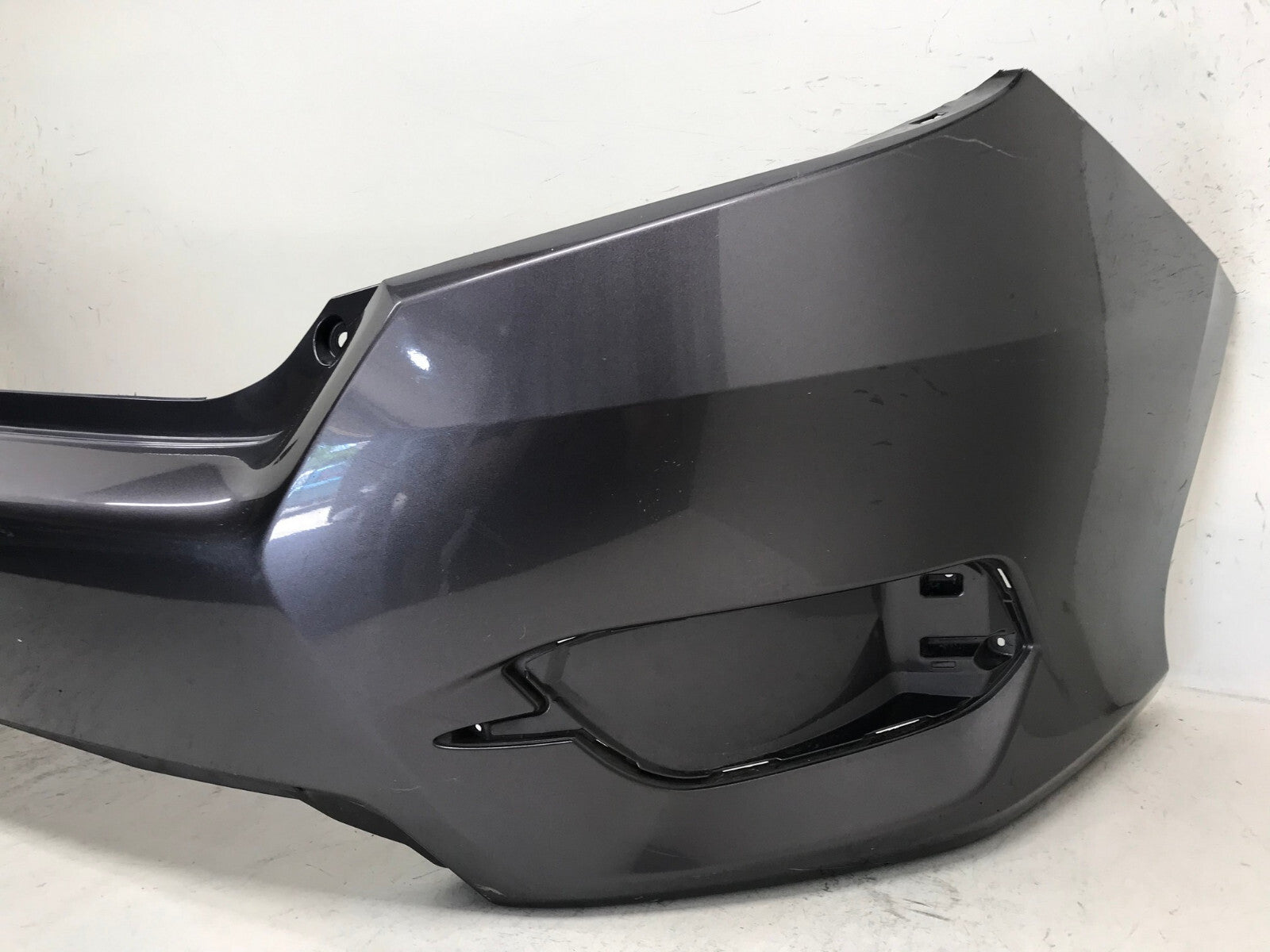 Rear Bumper Cover White Honda Civic EX/LX/Touring 2016-2018 71501-TBA-A010 OEM