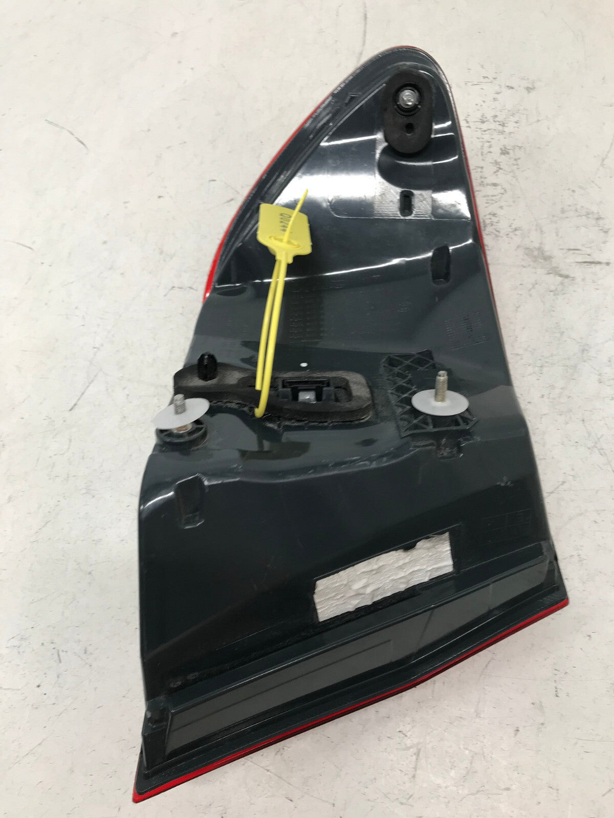 Tail light Damaged RH Passenger BMW 5Series F10 2014 15 2016 63217312708 OEM